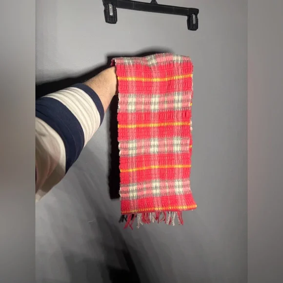 Burberry Cashmere Wool Blend Plaid Print Scarf - Picture 2 of 3